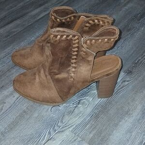 Charles Albert  Fantasia brown open back heeled whipstitch ankle boots  Sz 9 NWT